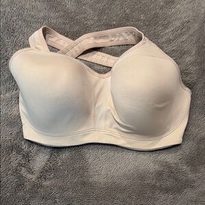 NWOT Wacoal Racerback Sports Bra